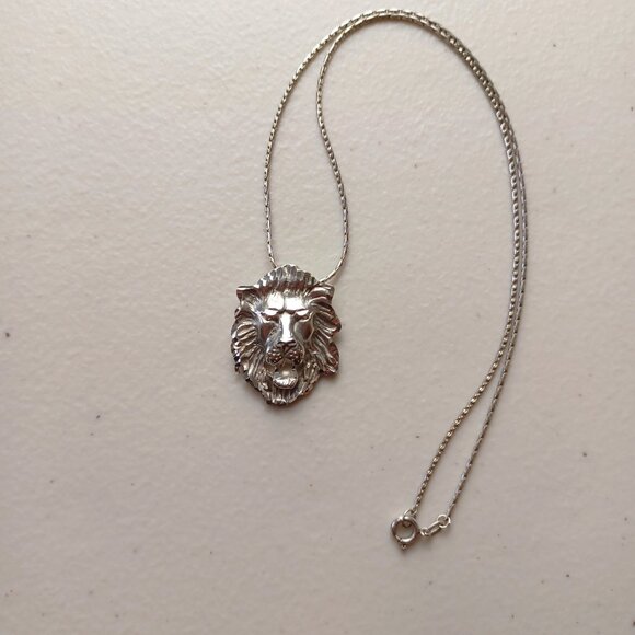 Vintage 925 Sterling Lion Head Pendant Necklace - Picture 5 of 9